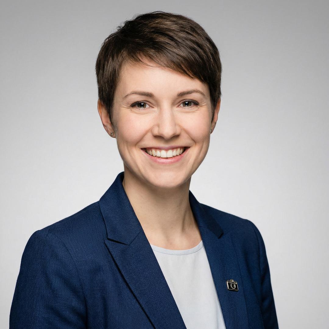 淫乱导演林晓薇